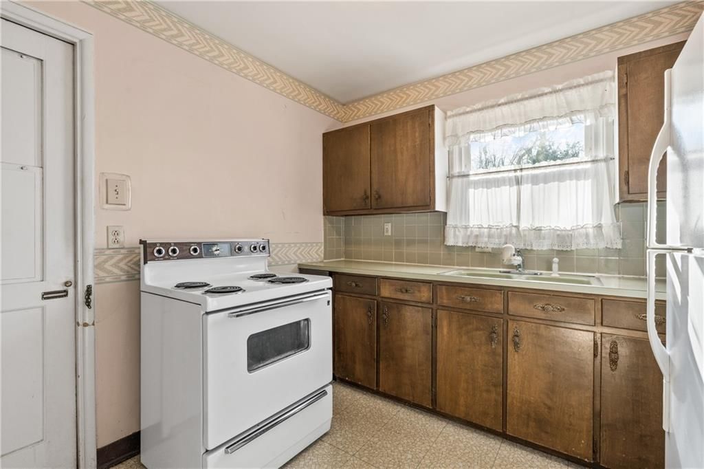 7657 High Drive — photo 8