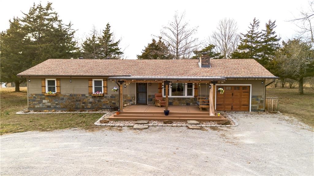 1440 S 145 Road, El Dorado Springs, MO