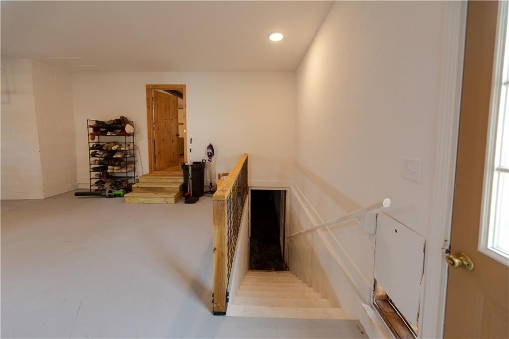 1440 S 145 Road — photo 40