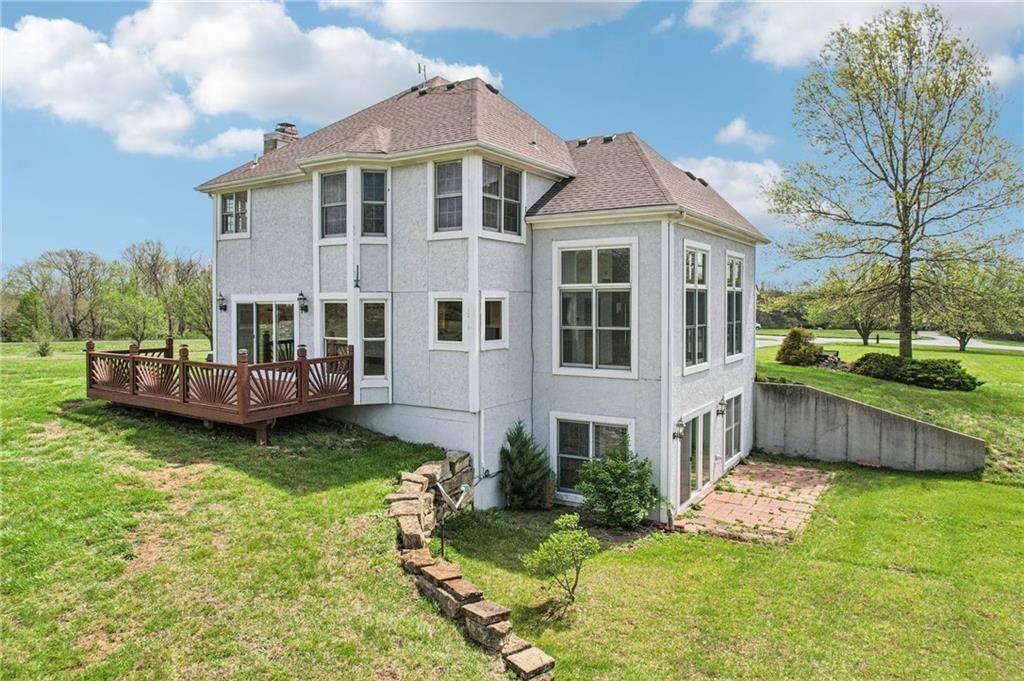16374 Lake Point Drive — photo 3