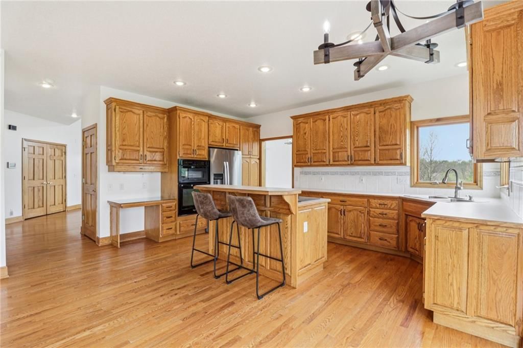 16374 Lake Point Drive — photo 12