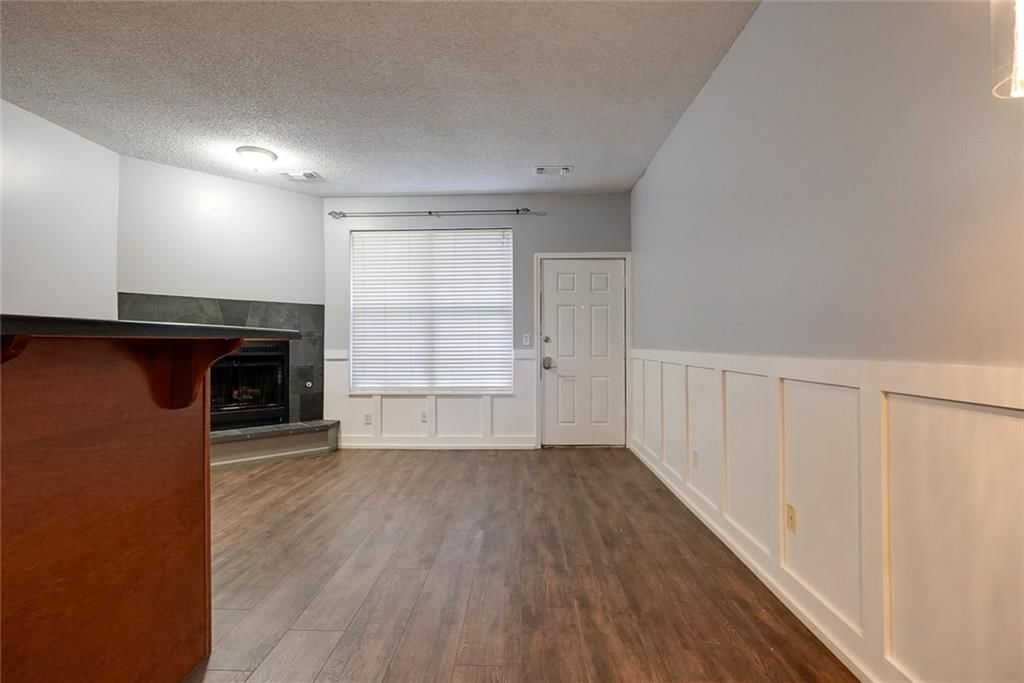 909 W 41st Place — photo 7