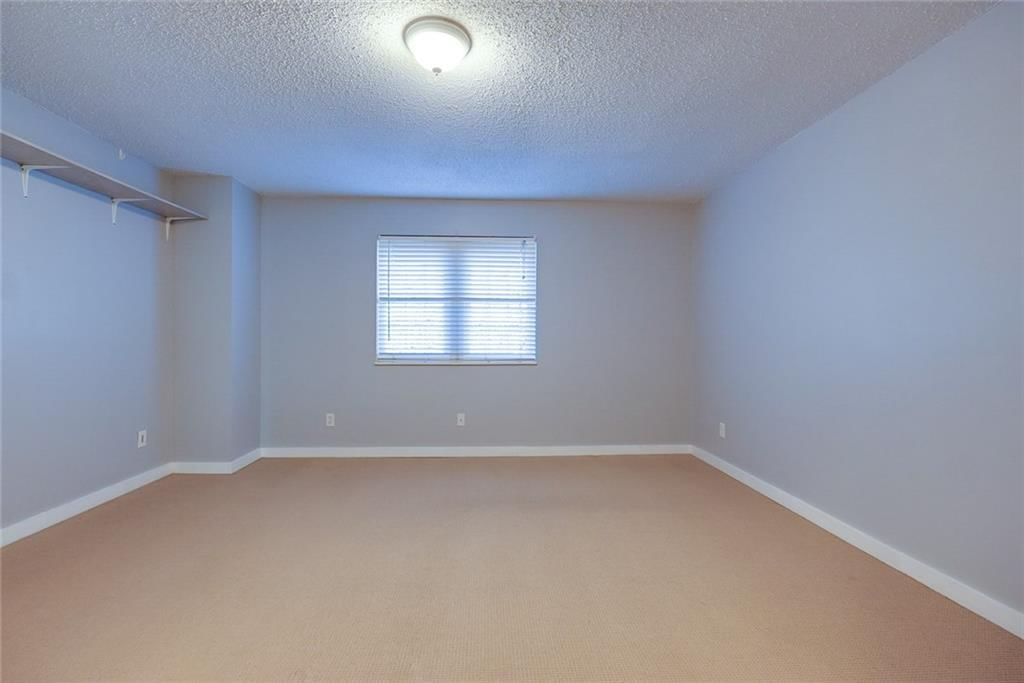 909 W 41st Place — photo 18