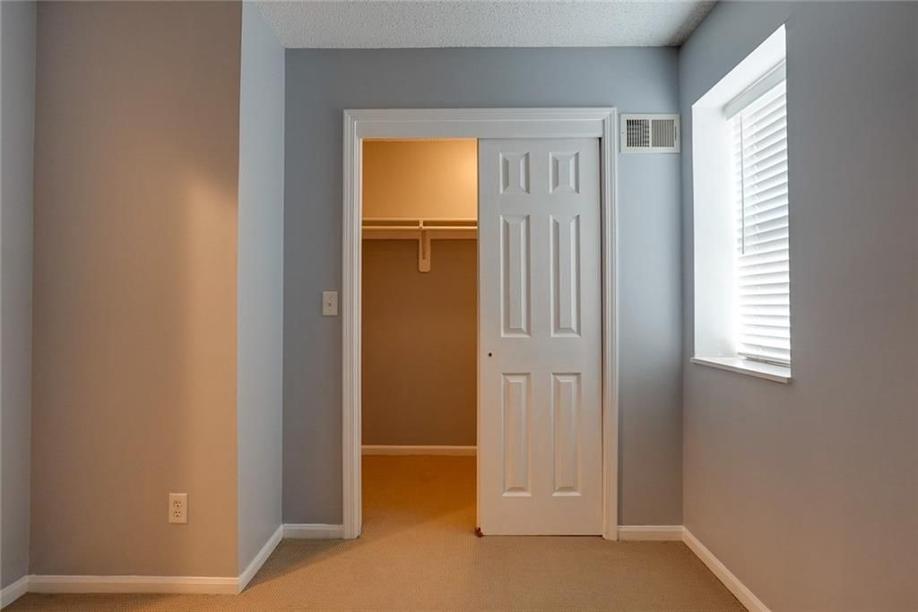 909 W 41st Place — photo 22