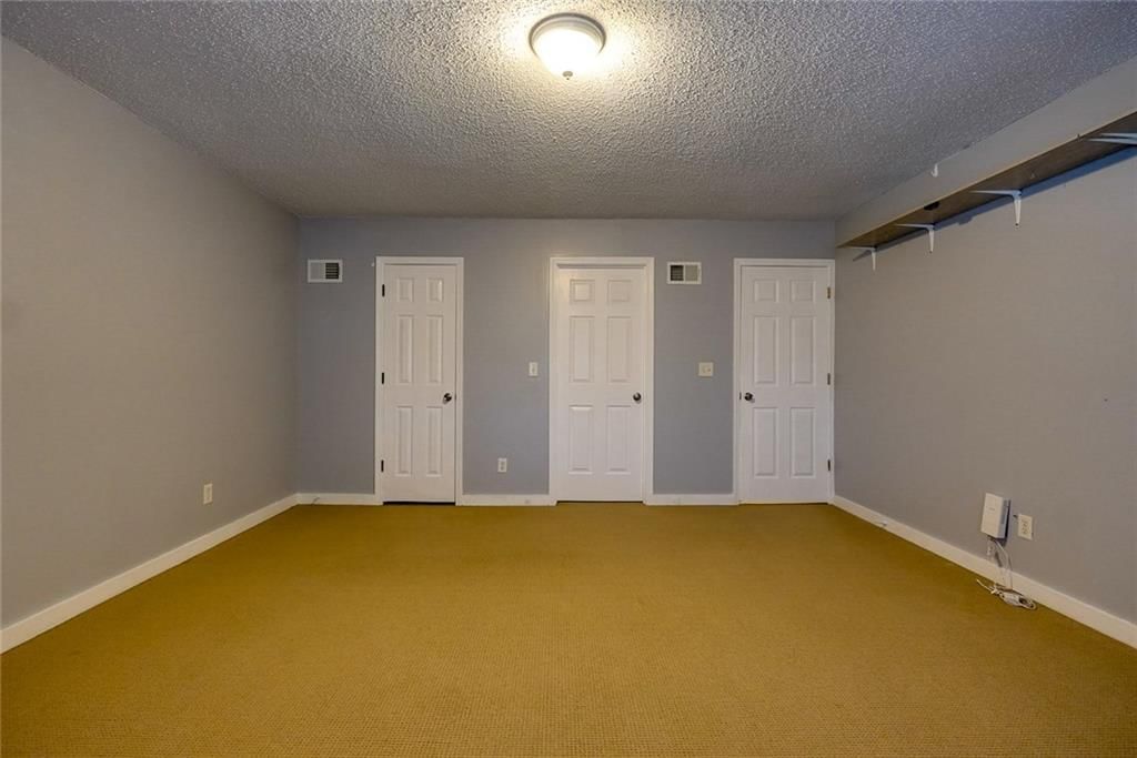 909 W 41st Place — photo 24