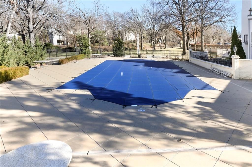 6708 W 109th Street — photo 4