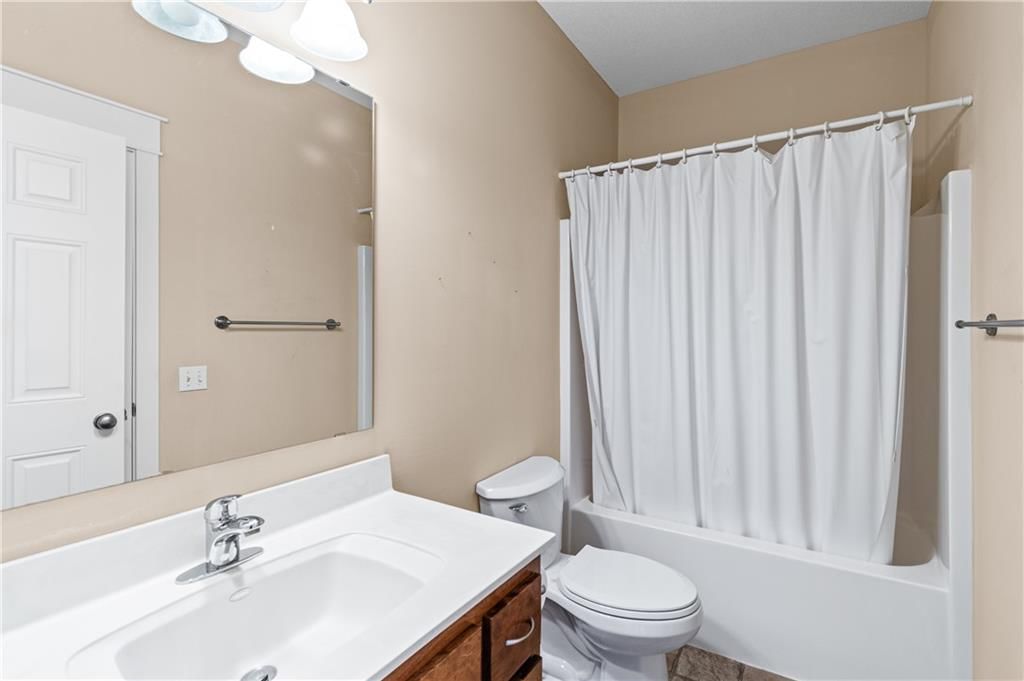407 E 30th Avenue — photo 13