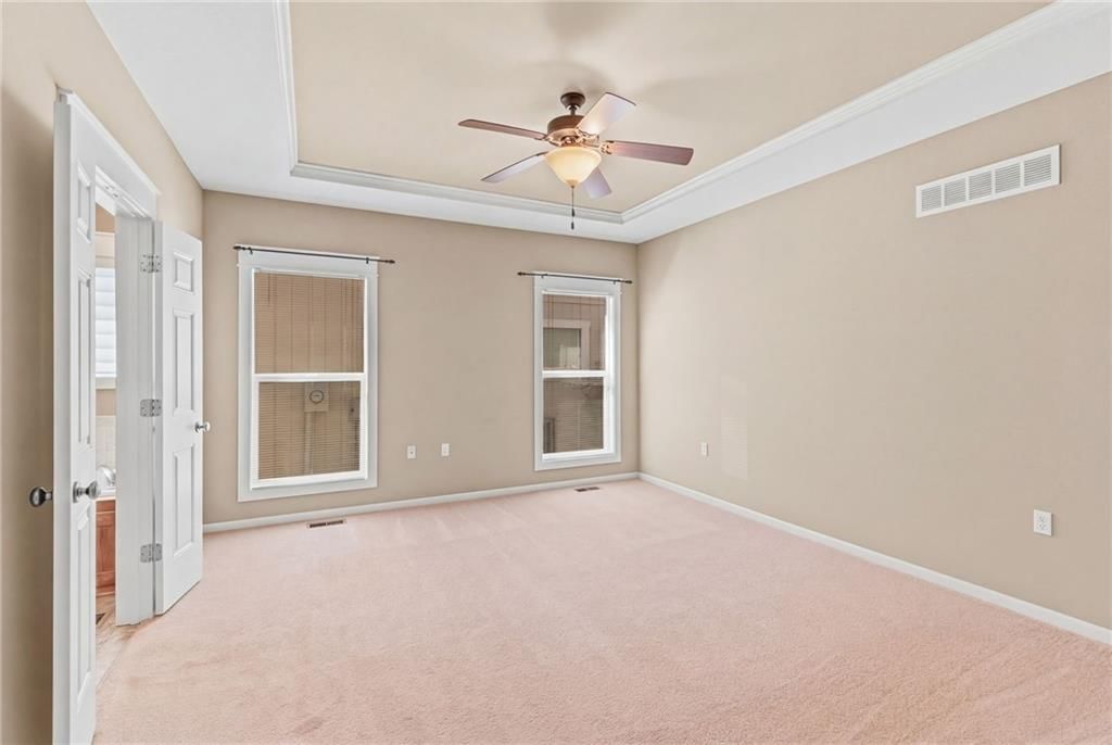 407 E 30th Avenue — photo 16