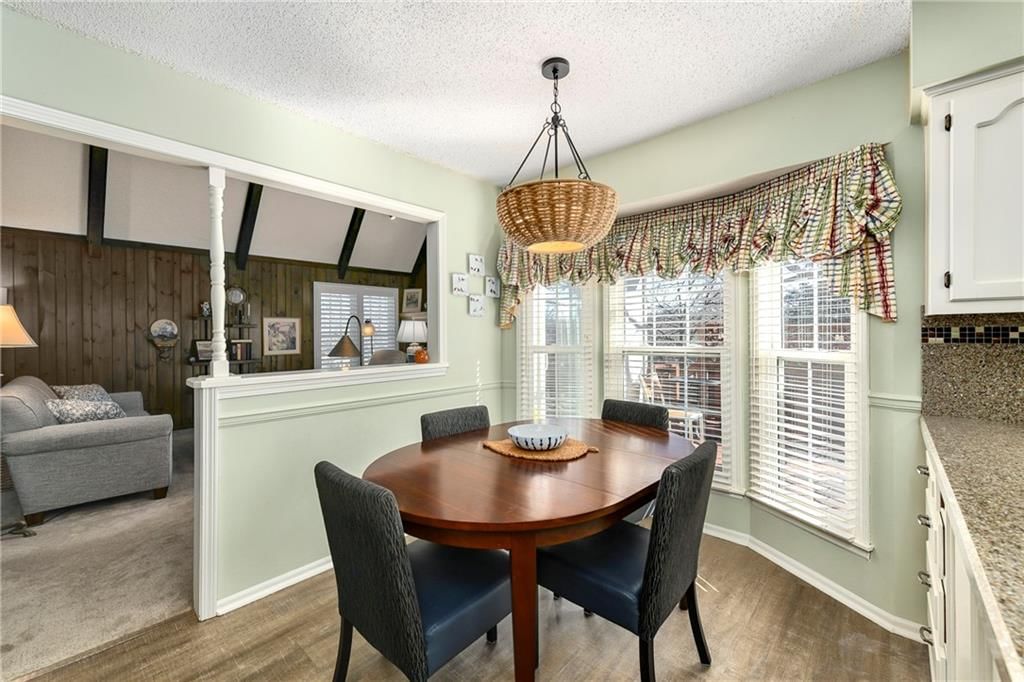 10139 Earnshaw Street — photo 16