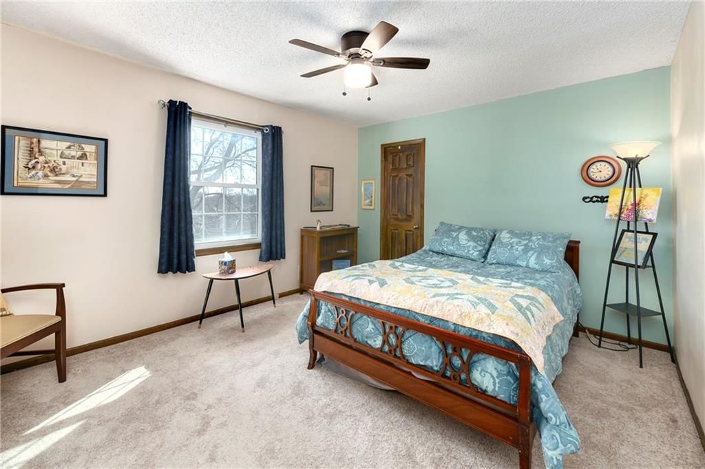 10139 Earnshaw Street — photo 30