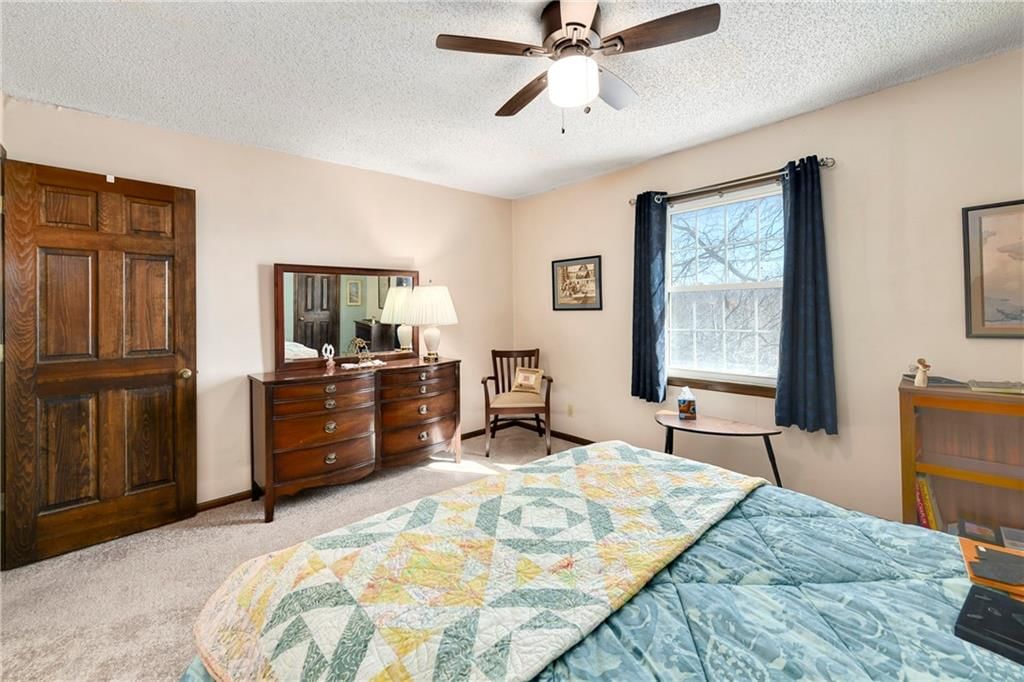10139 Earnshaw Street — photo 31