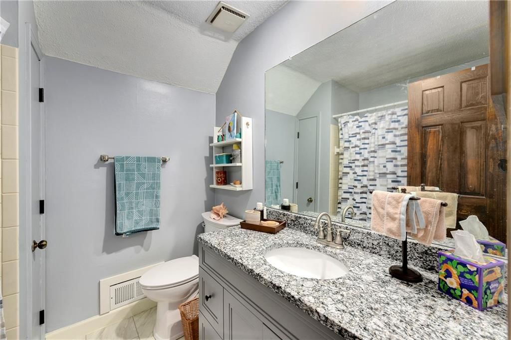 10139 Earnshaw Street — photo 34