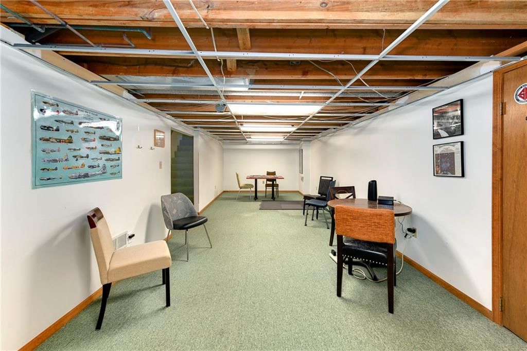 10139 Earnshaw Street — photo 36