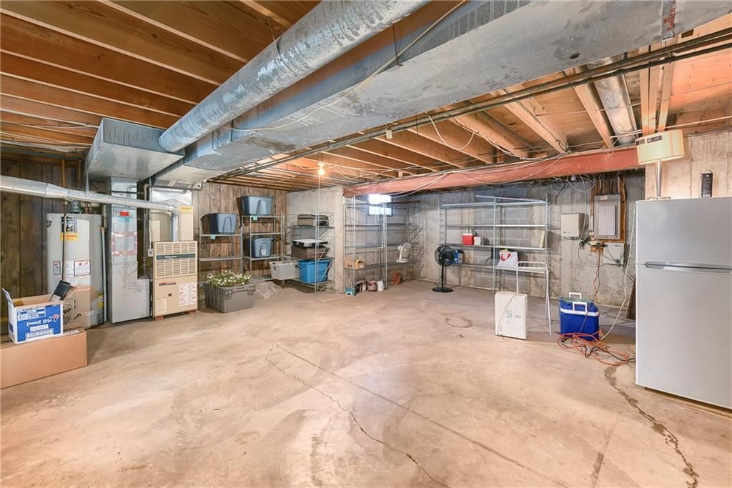 10139 Earnshaw Street — photo 38