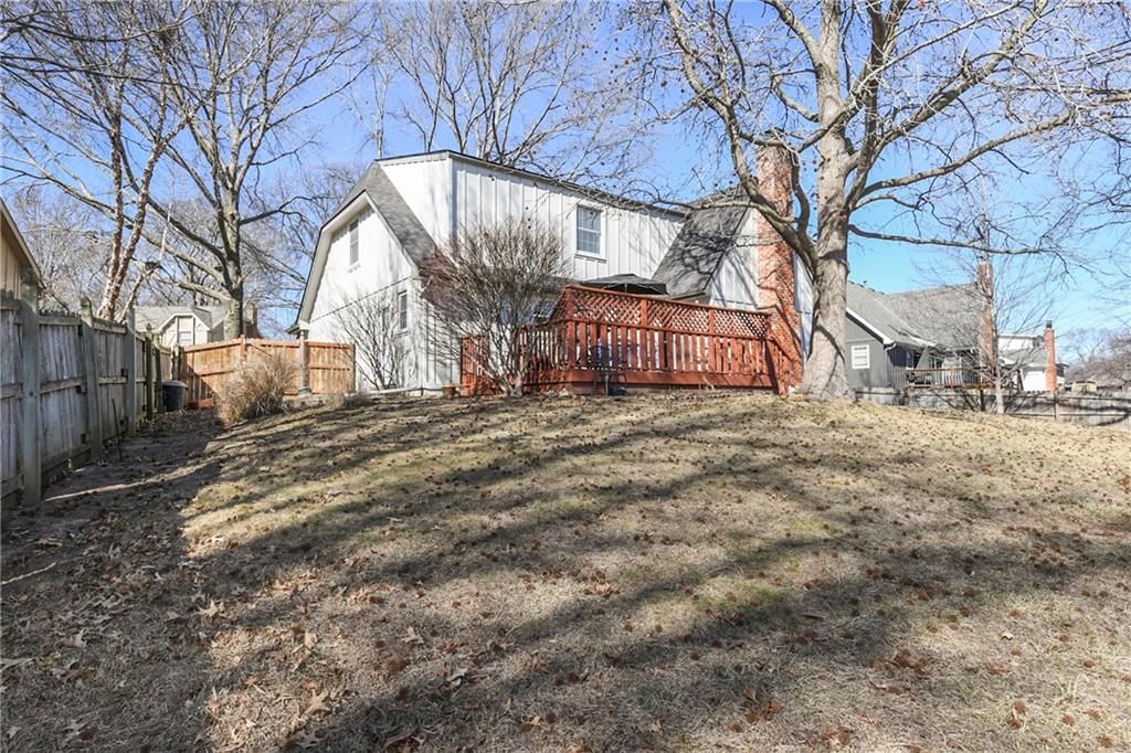 10139 Earnshaw Street — photo 42