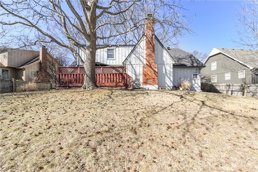 10139 Earnshaw Street — photo 43