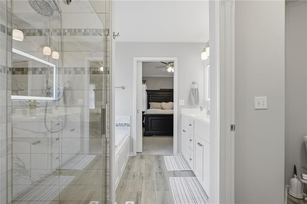 12311 N Wayne Avenue — photo 21