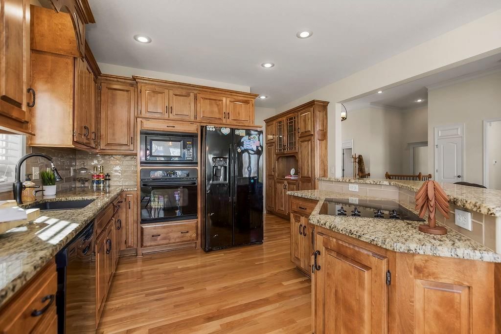 1904 NE 104th Terrace — photo 9