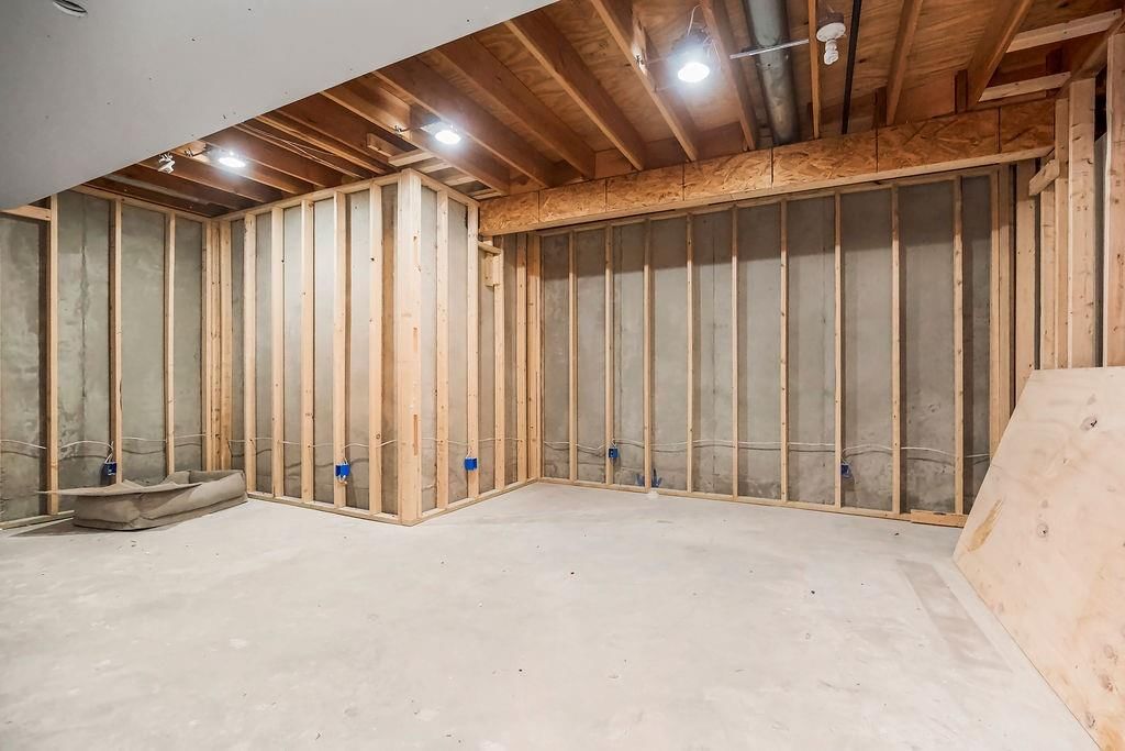 1904 NE 104th Terrace — photo 29