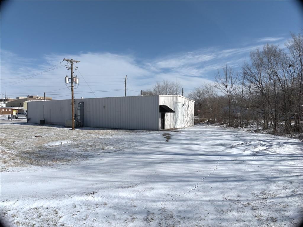 101 W Shrader Street — photo 10