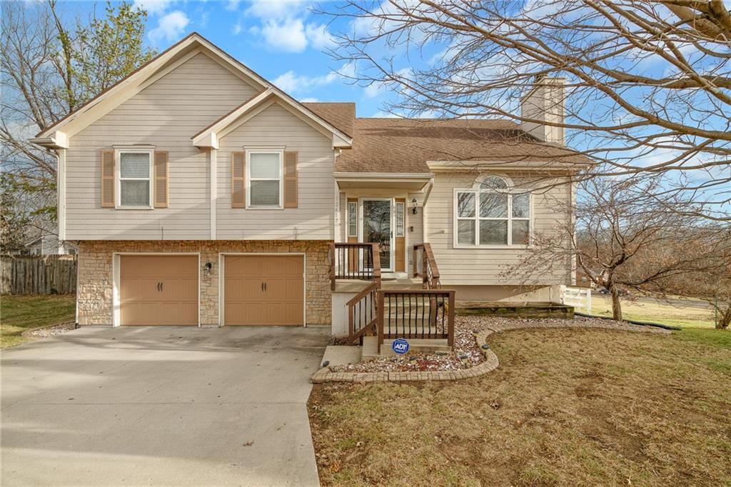 12417 E 58th Terrace, Kansas City, MO