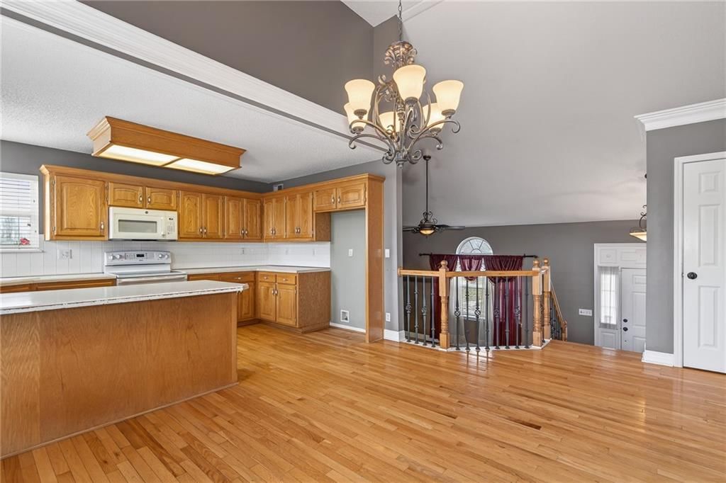 12417 E 58th Terrace — photo 14