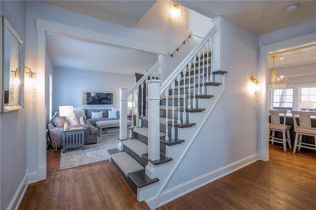 1323 Main Street — photo 3