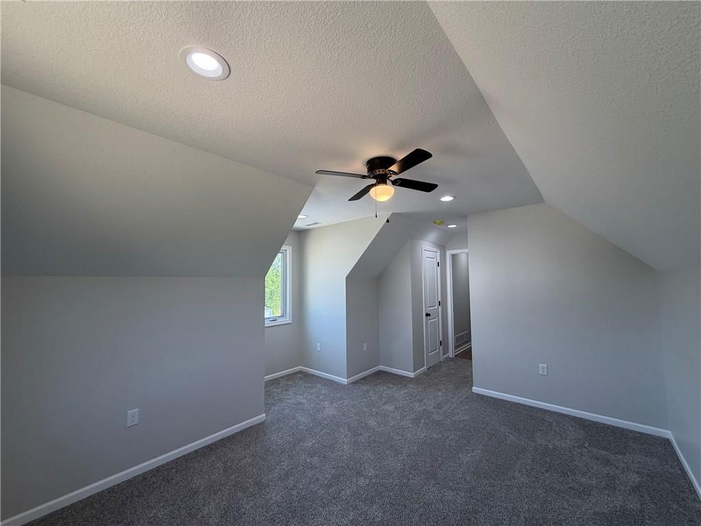 1403 W 6th Street Terrace — photo 16