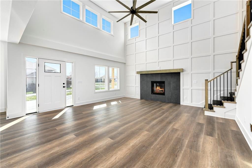 3920 SW Stoney Brook Drive — photo 2