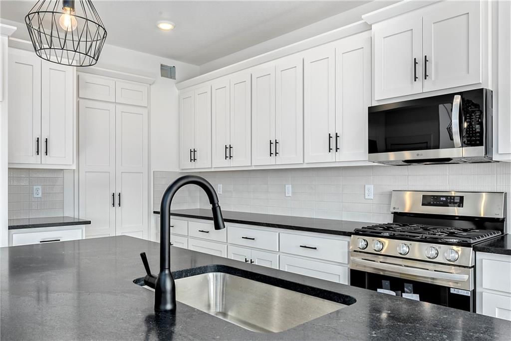 3920 SW Stoney Brook Drive — photo 11