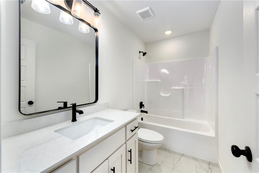 3920 SW Stoney Brook Drive — photo 23