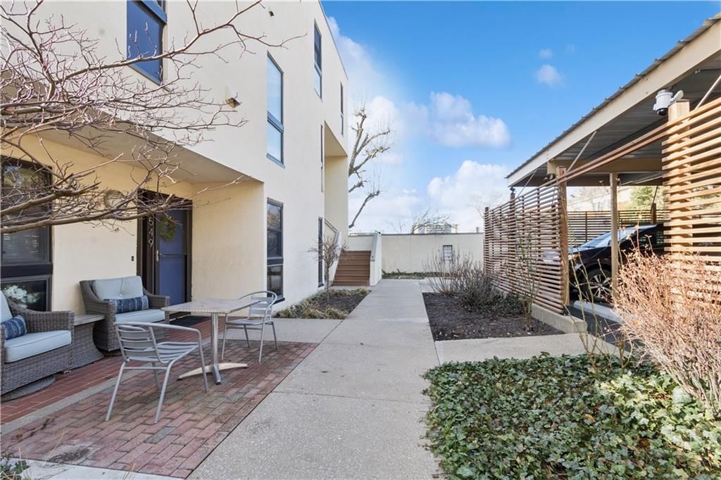 4549 Walnut Street — photo 3