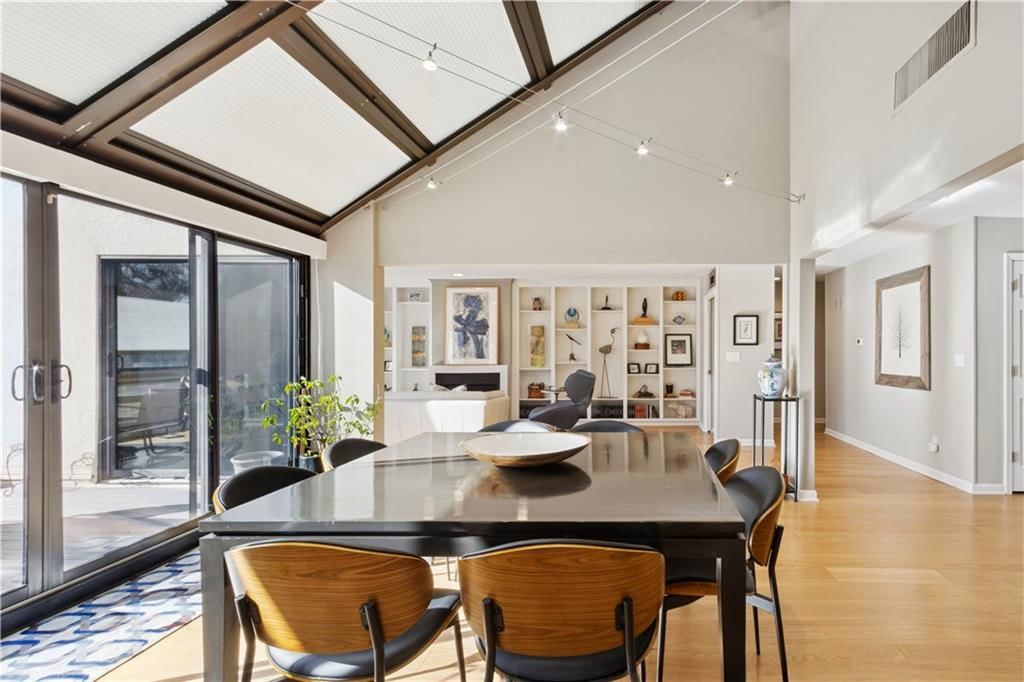 4549 Walnut Street — photo 14