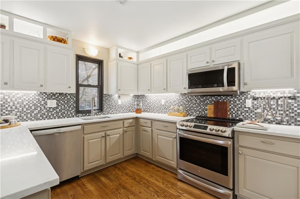 4549 Walnut Street — photo 21
