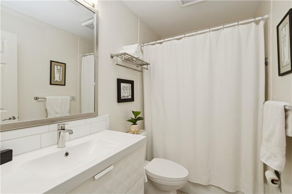 4549 Walnut Street — photo 29