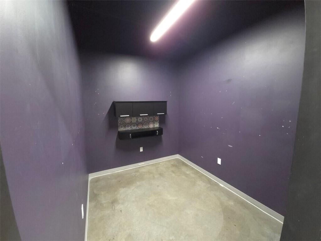 7510 N Oak Trafficway — photo 17