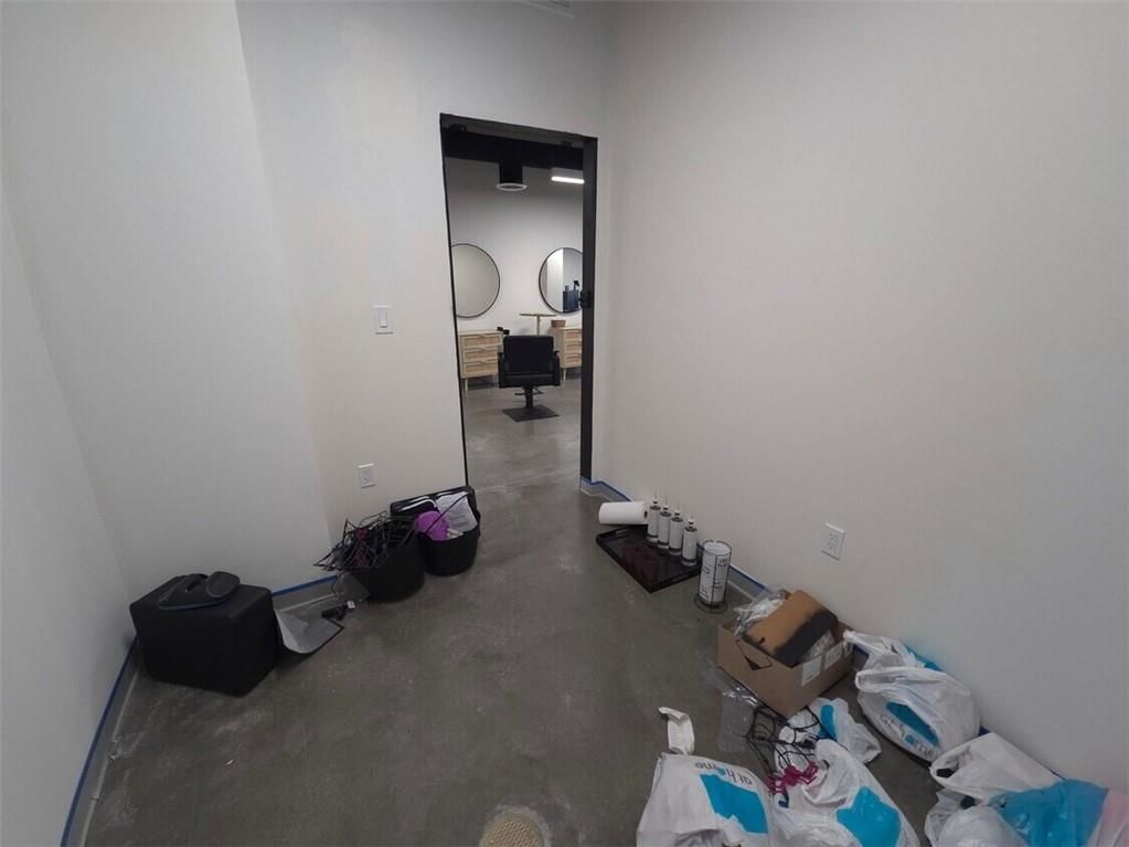 7510 N Oak Trafficway — photo 18