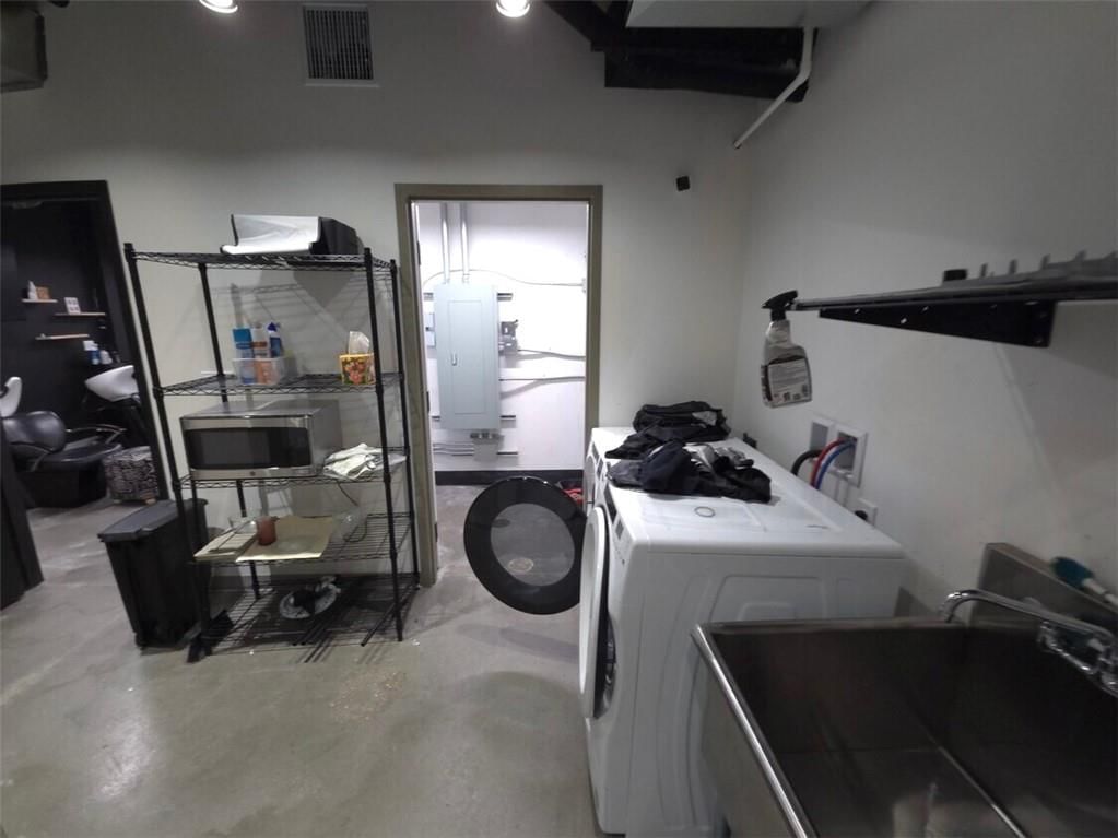 7510 N Oak Trafficway — photo 21