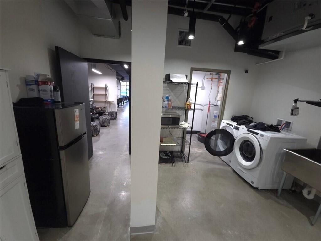 7510 N Oak Trafficway — photo 23