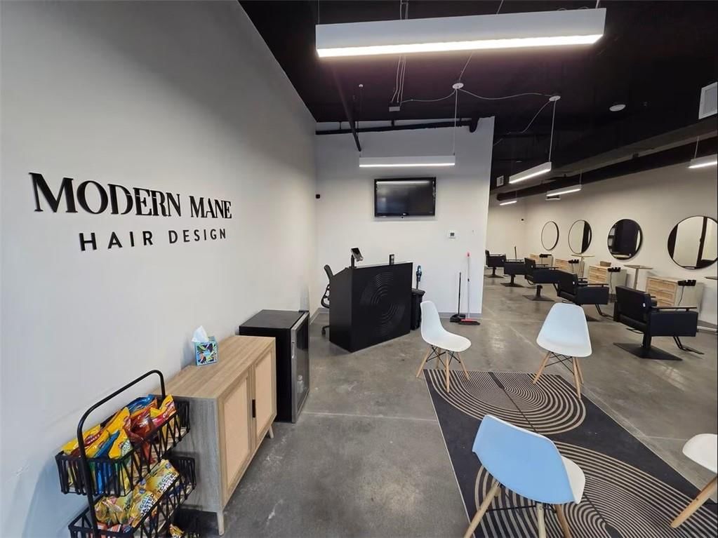 7510 N Oak Trafficway — photo 41