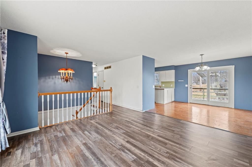 332 Matthews Lane — photo 6