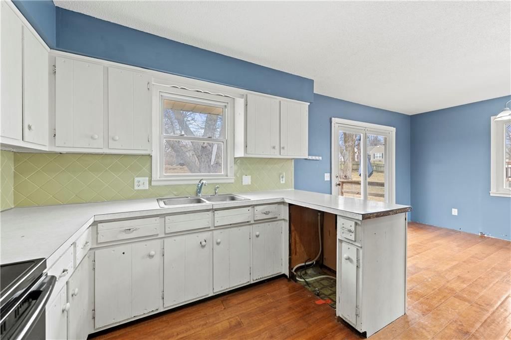 332 Matthews Lane — photo 13