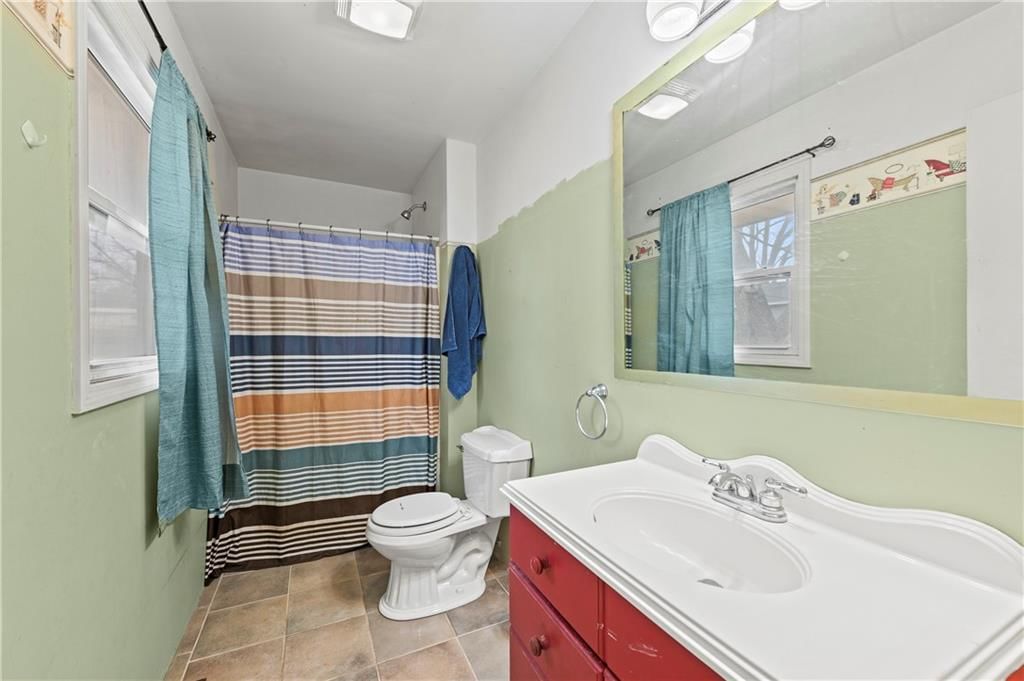 332 Matthews Lane — photo 17