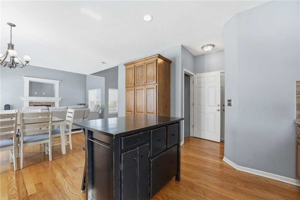 4502 N 121st Terrace — photo 14