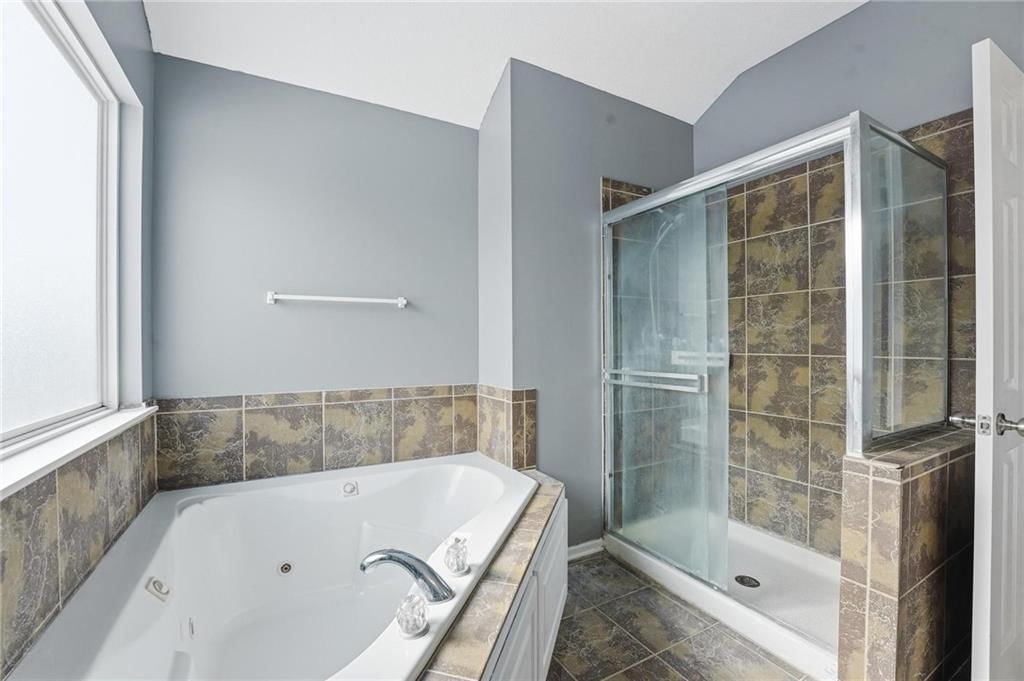 4502 N 121st Terrace — photo 26