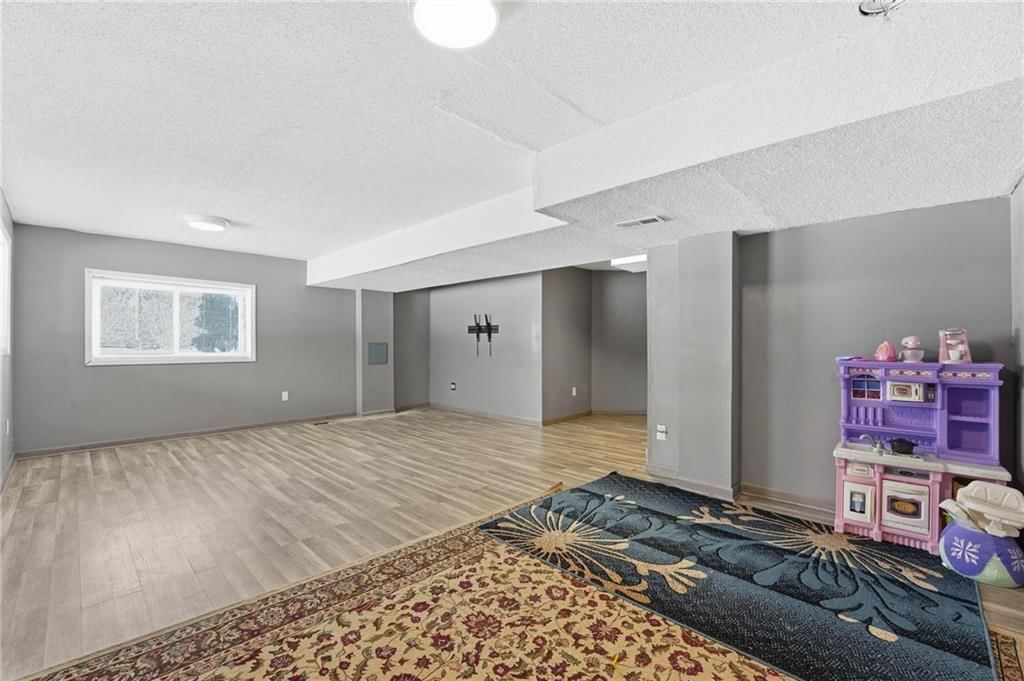 4502 N 121st Terrace — photo 30