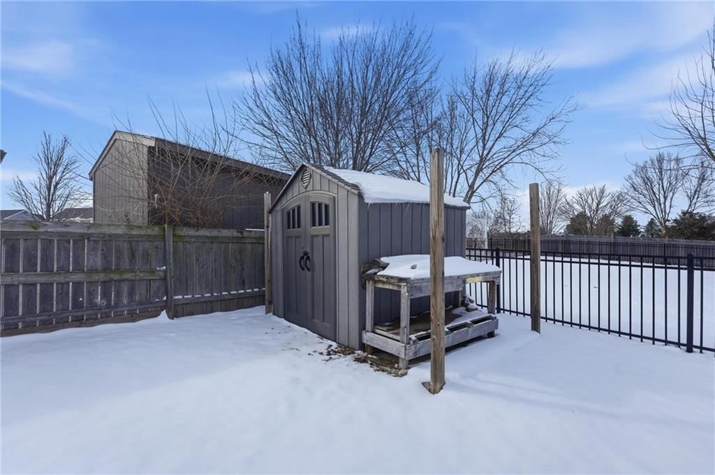 4502 N 121st Terrace — photo 34
