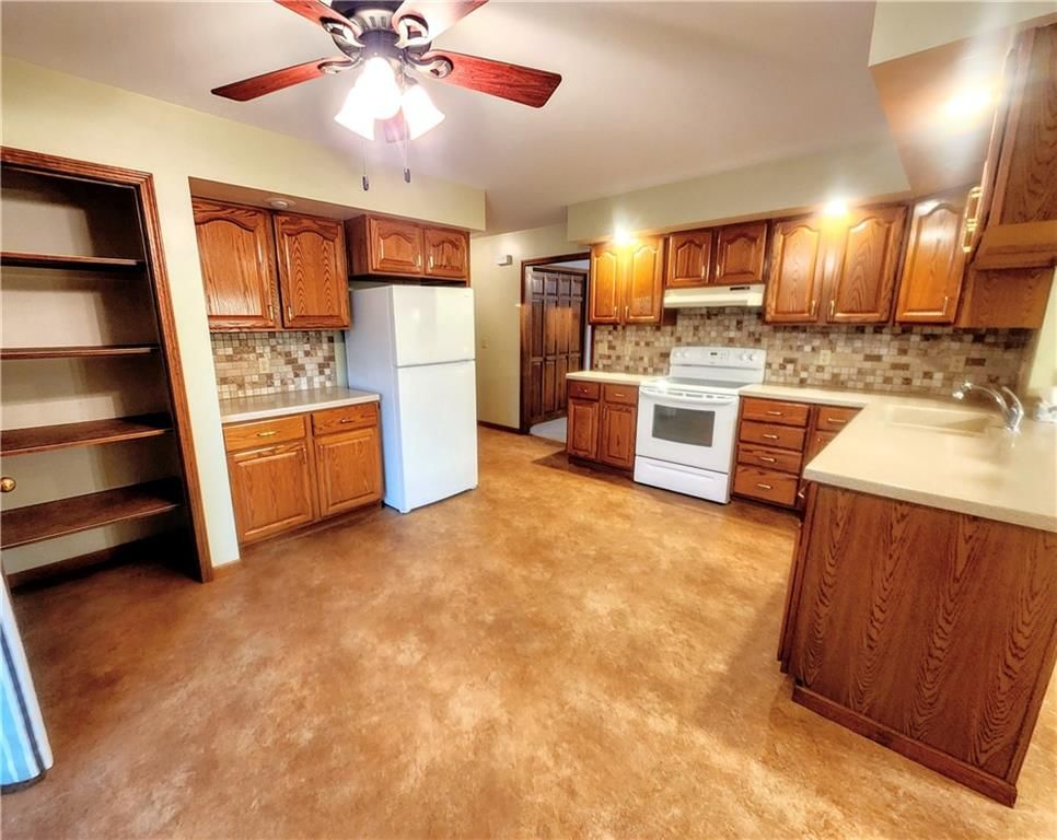 608 S 12 Terrace — photo 8