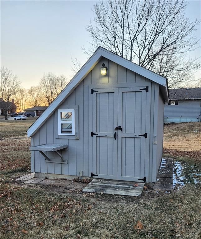 608 S 12 Terrace — photo 39
