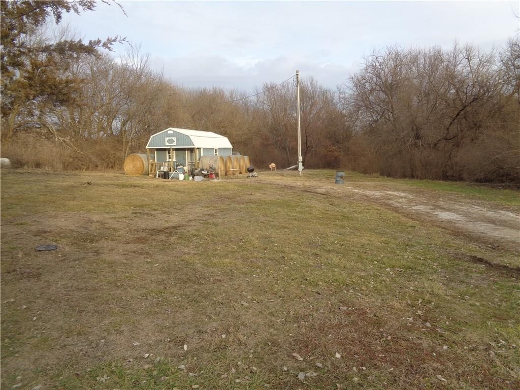 17463 Silvey Road — photo 2
